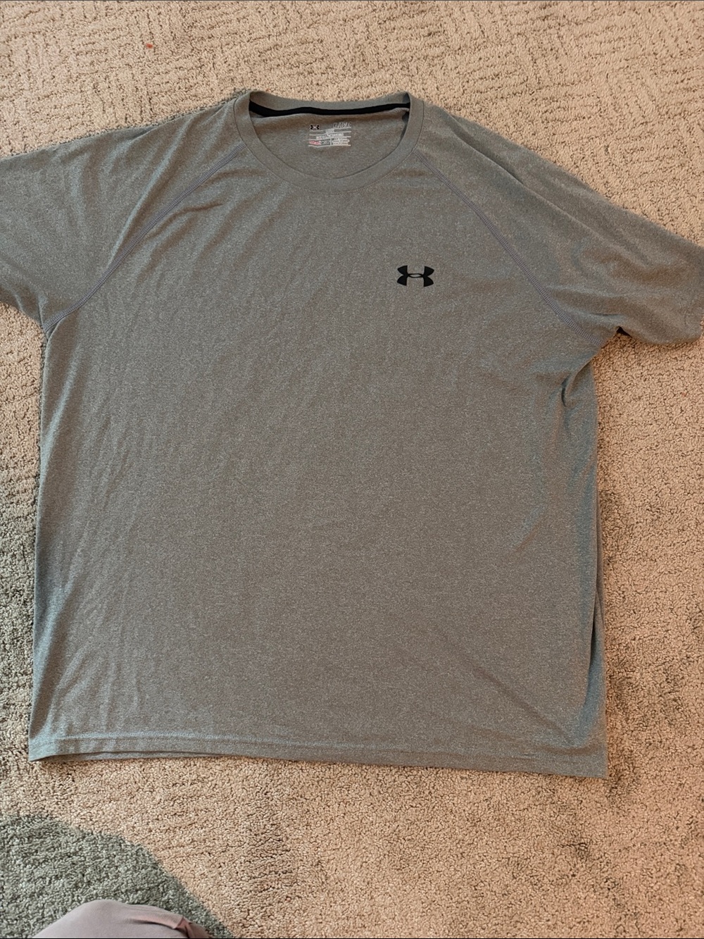 Under Armour Men's Heather Gray Short-Sleeve Tech Tee